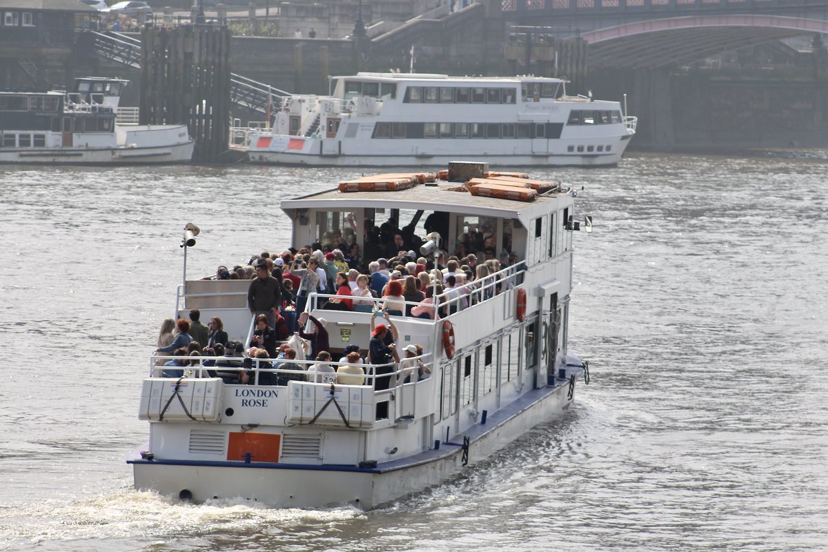 M.V. LONDON ROSE on Lambeth Reach this morning.