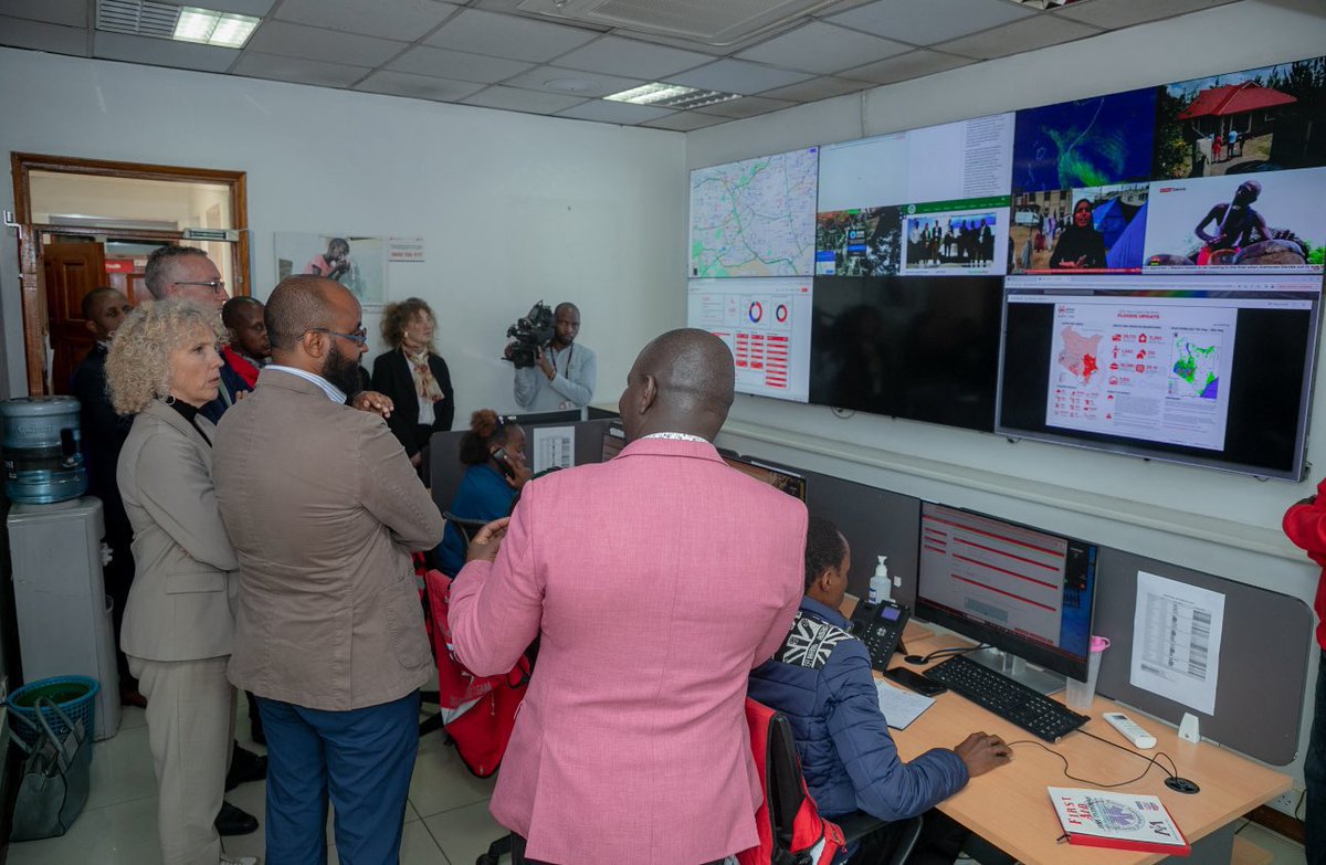 Thank you for the visit to @KenyaRedCross 

We are glad you agree that unlocking funding for #Adaptation to communities is critical to responding to #ClimateCrisis
 
Looking forward the leadership of #Germany in financing #AnticipatoryAction & rolling out the #LossAndDamage fund