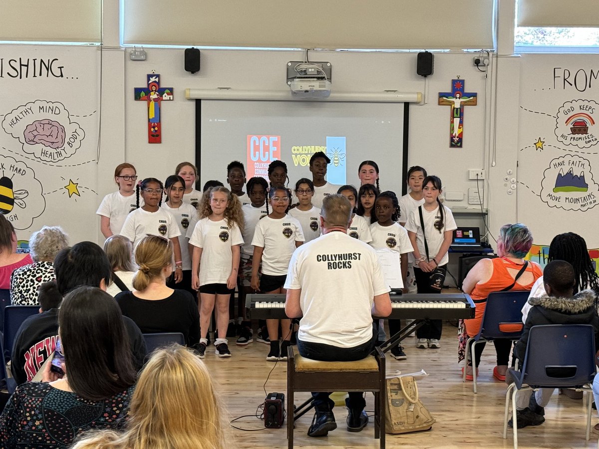 An incredible afternoon at the Collyhurst Voices Showcase and Community Celebration Event! Big thanks to Saviour Primary School, Collyhurst for hosting such a wonderful gathering.