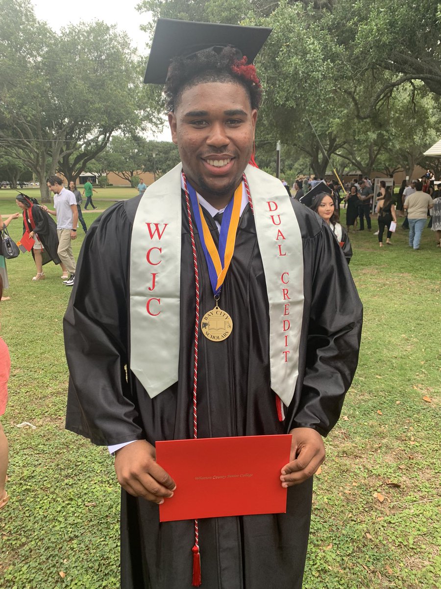 I received my associates degree from Wharton Junior college today I will be graduating high school in 2 weeks many coaches asked me to enroll early but I had a mission to complete and today was the day!!