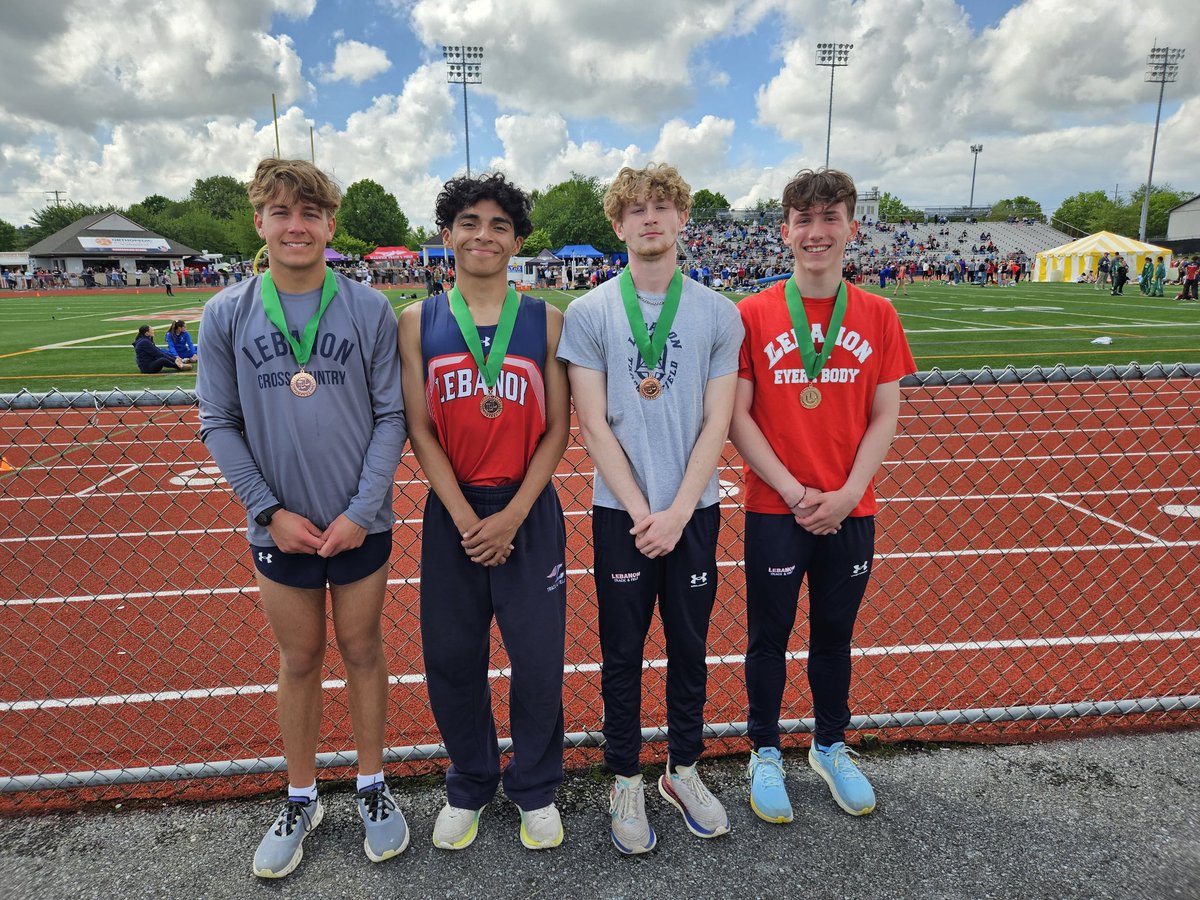 The Boys 4x800 relay team of Gavin Sheetz, Jon Beltran Garcia, Tyler Long and Thadeous Gilbert kick off day 2 of Leagues with a 6th place finish in a time of 8:26.77! Go Cedars!!! 🌲 🌲 🌲