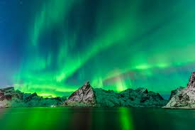 floridanow1's tweet photo. @TheFigen_ Mother Nature can be powerful and beautiful at the time.🙏

The recent Geo Storms bring us magnificent Northern Lights to view. https://t.co/Rn52B0POUm