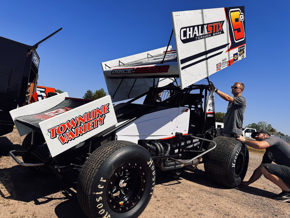 HighLimitRacing's tweet photo. A 2016 @MOWASprints winner here, @Parker_PM9 also finished 2nd with @WorldofOutlaws at @TriCity11 last year.
The #9P is back in Granite City tonight, excited for one of his best tracks on tour with @Kubota_USA High Limit Racing.
๐บ ๐ฒ:๐ญ๐ฑ ๐๐ง โ https://t.co/7835I72Bst https://t.co/sHicfOCpI2