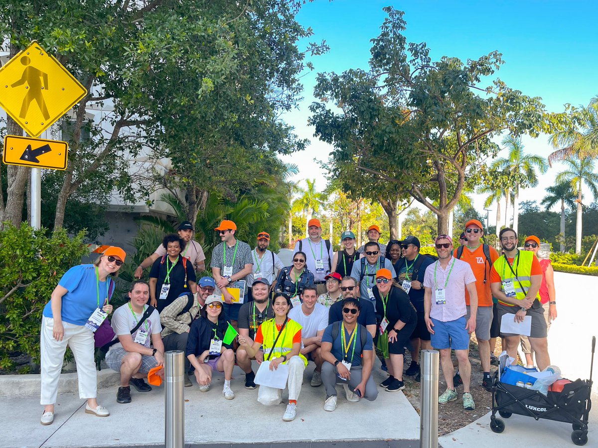 TransitMIA's tweet photo. #NACTO2024 DAY 1
It was an absolute joy to show @NACTO attendees around our city from a local perspective 🧡 Thank you to all who joined our #walkshop around Downtown and Overtown as we walked, took the Metromover, and the Metrobus and shared a little bit of Miami’s rich history!
#transit #mobility #publictransit #miami #miamitours
