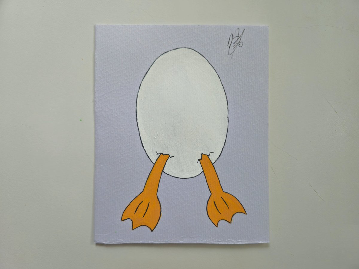 May art prompts #Dechartgames 
1 - Yes, egg 
Acrylic paint 🎨 #traditionalart