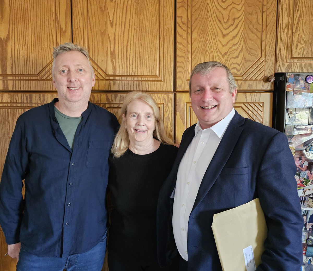 Officially a candidate for Kerry County Council in #LE24. Thanks to all my family &amp; friends. Thanks to everyone who I have met so far in the campaign. Looking forward to meeting many more people before the 7th of June. #Vote1Fitzy or next highest preference. Míle buíochas!