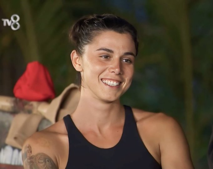 Finallerin kadını Nefise Karatay bugün kırmızı takıma oyunu getirdi harika performans 4/3 #Survivor2024AllStar