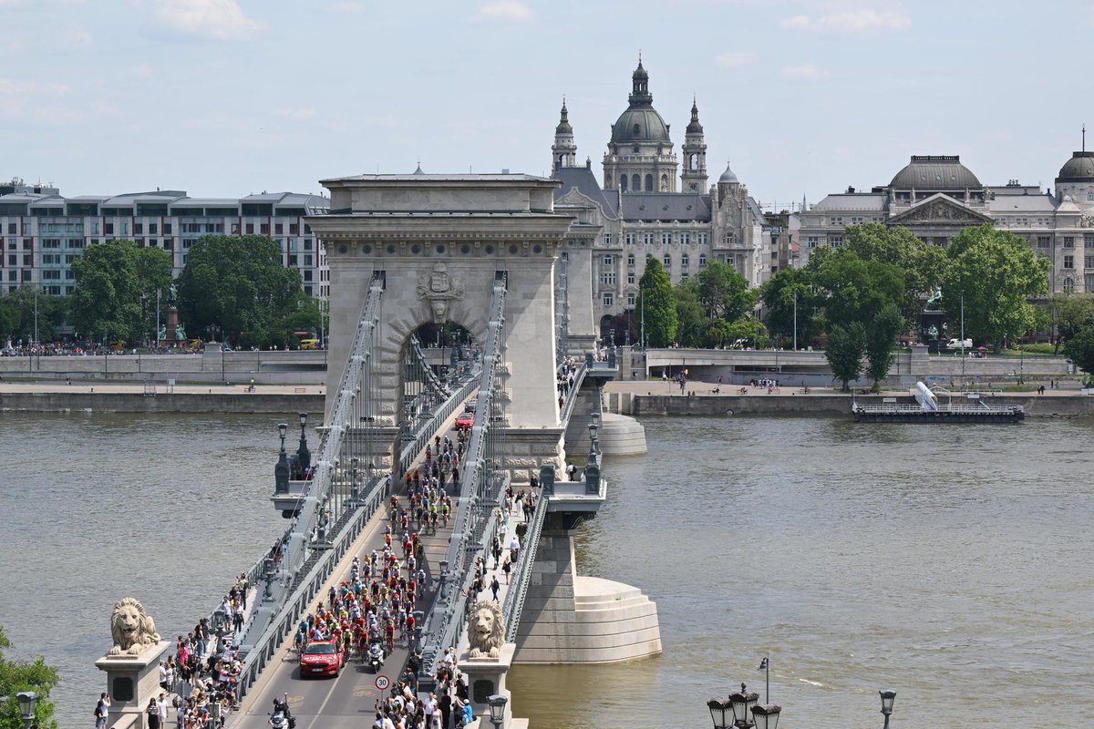 YukiyaArashiro's tweet image. Stage4️⃣✅ @Tour_de_Hongrie 

@BHRVictorious 
#RideAsOne #RideForGino 

Photo : @SprintCycling