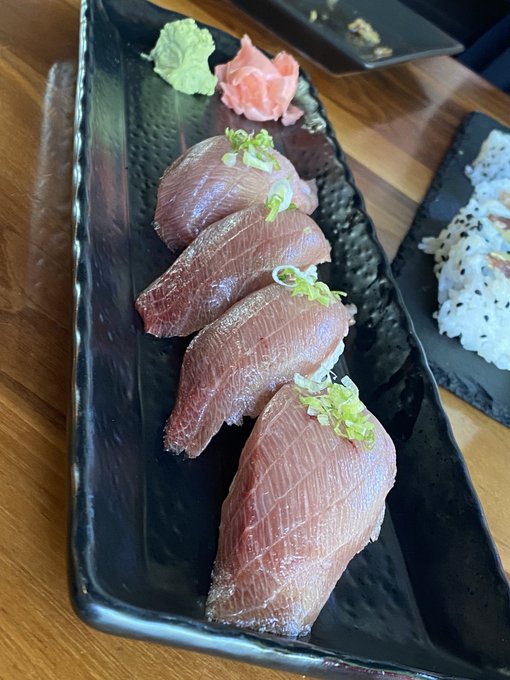 Thank you Johnny for the sushi gift card. Lunch was delicious! https://t.co/vBnI7nuUxX