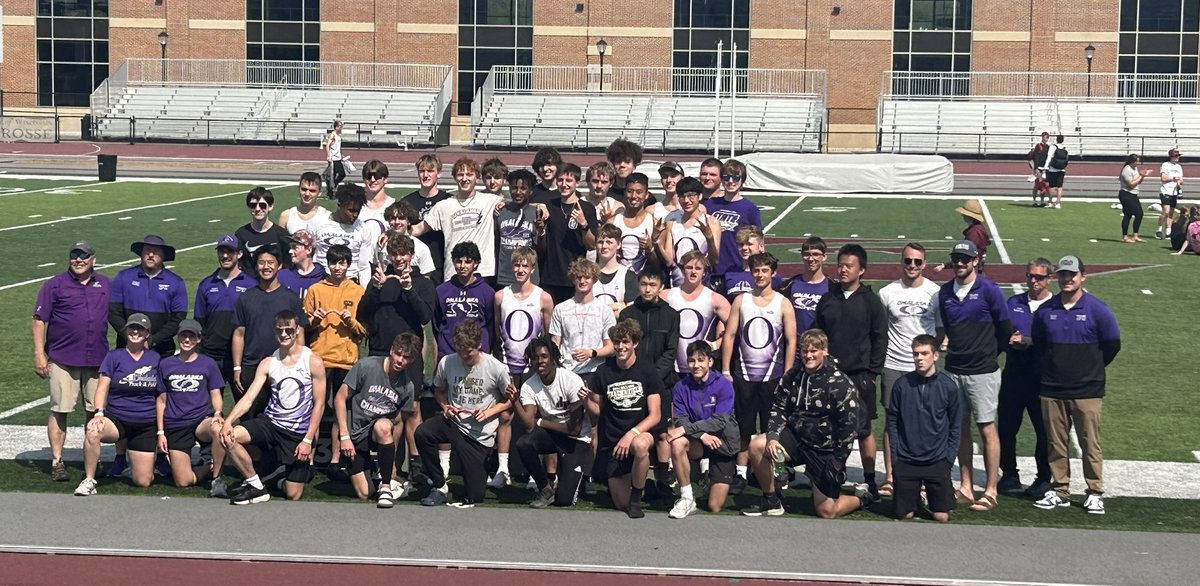 Have a day Ona!  2024 MVC Conf Champs 👑 👑 👑 <a href="/jennaburnstad/">Jenna Burnstad</a> <a href="/BlakeBurnstad/">Blake Burnstad</a> <a href="/shep1437/">Darin Shepardson</a> <a href="/thomasfortier_/">Thomas Fortier</a> <a href="/hana_schauf06/">Hana Schauf</a>