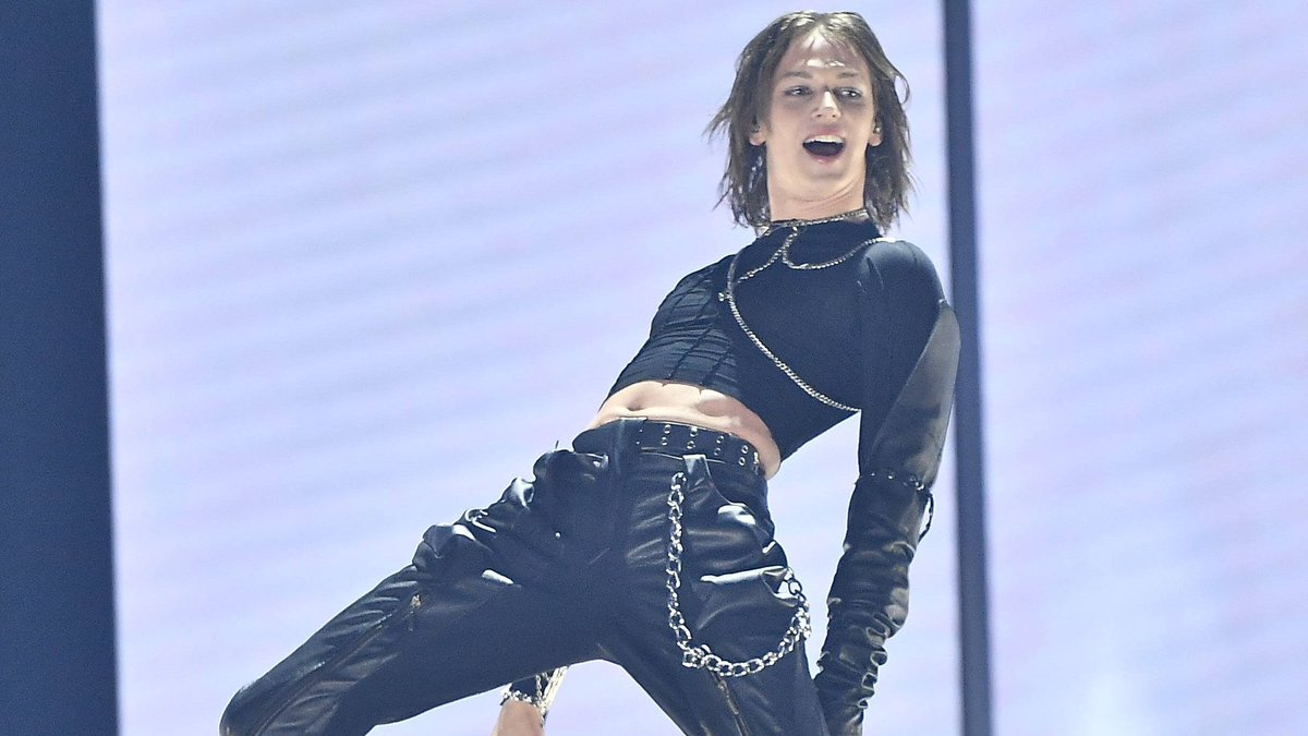 BartoszWojsa's tweet image. Same energy. #Eurovision2024
#Jann #Nemo #Eurovision #Eurowizja #Eurowizja2024 #ESC2024 #Switzerland