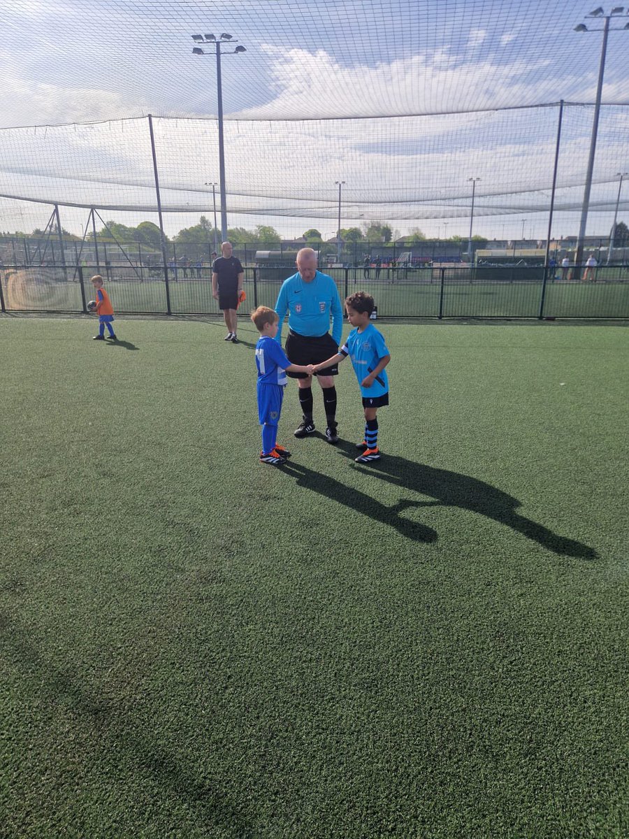 MaghullFCU6's tweet photo. Lads were brilliant from the first whistle today to get the win, even in the hot weather they never stopped. Some excellent team goals scored. 🔥 https://t.co/YJsrtgpTIp