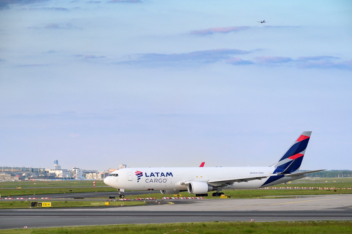 Benjamin tweet media