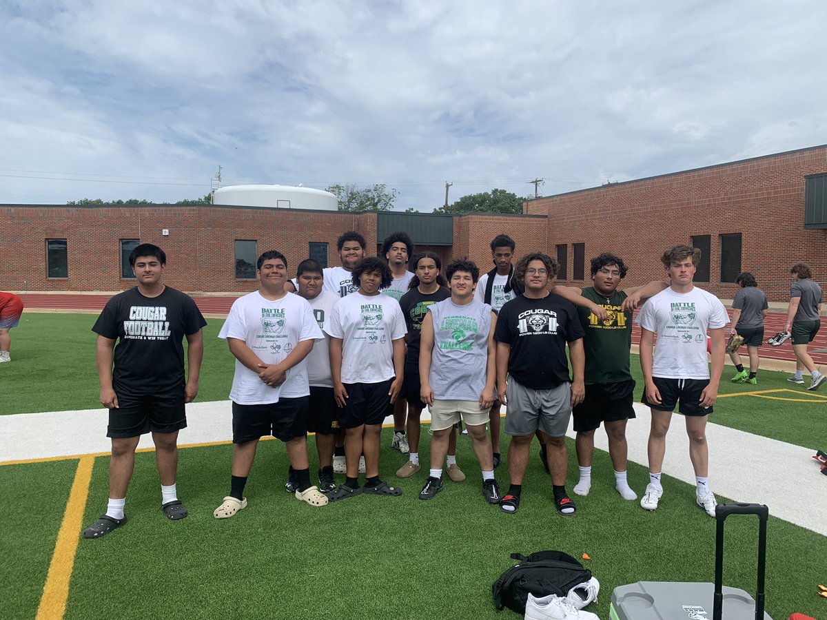 CoachCaballero_'s tweet photo. Great showing today at Kennedale High School by these young men. They showed up and competed. Great job cougars!! @whhscougarsFB #TightLine https://t.co/mqILifx73N