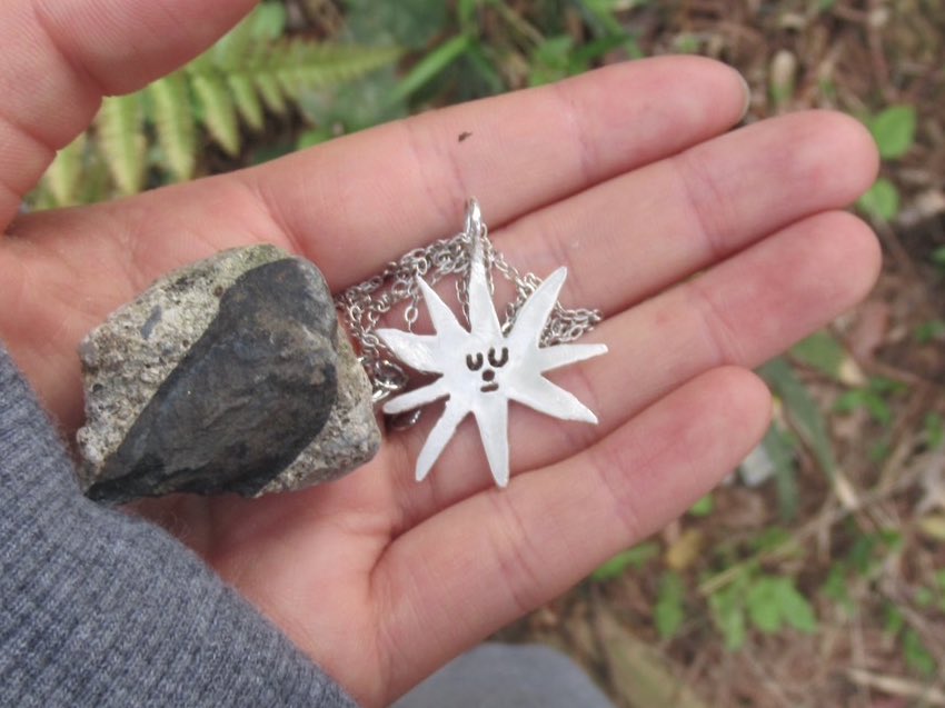 犬川家子　llnuit ネックレス ネックレスは売り切れました☘️ この世界に100個限定です お持ちの方