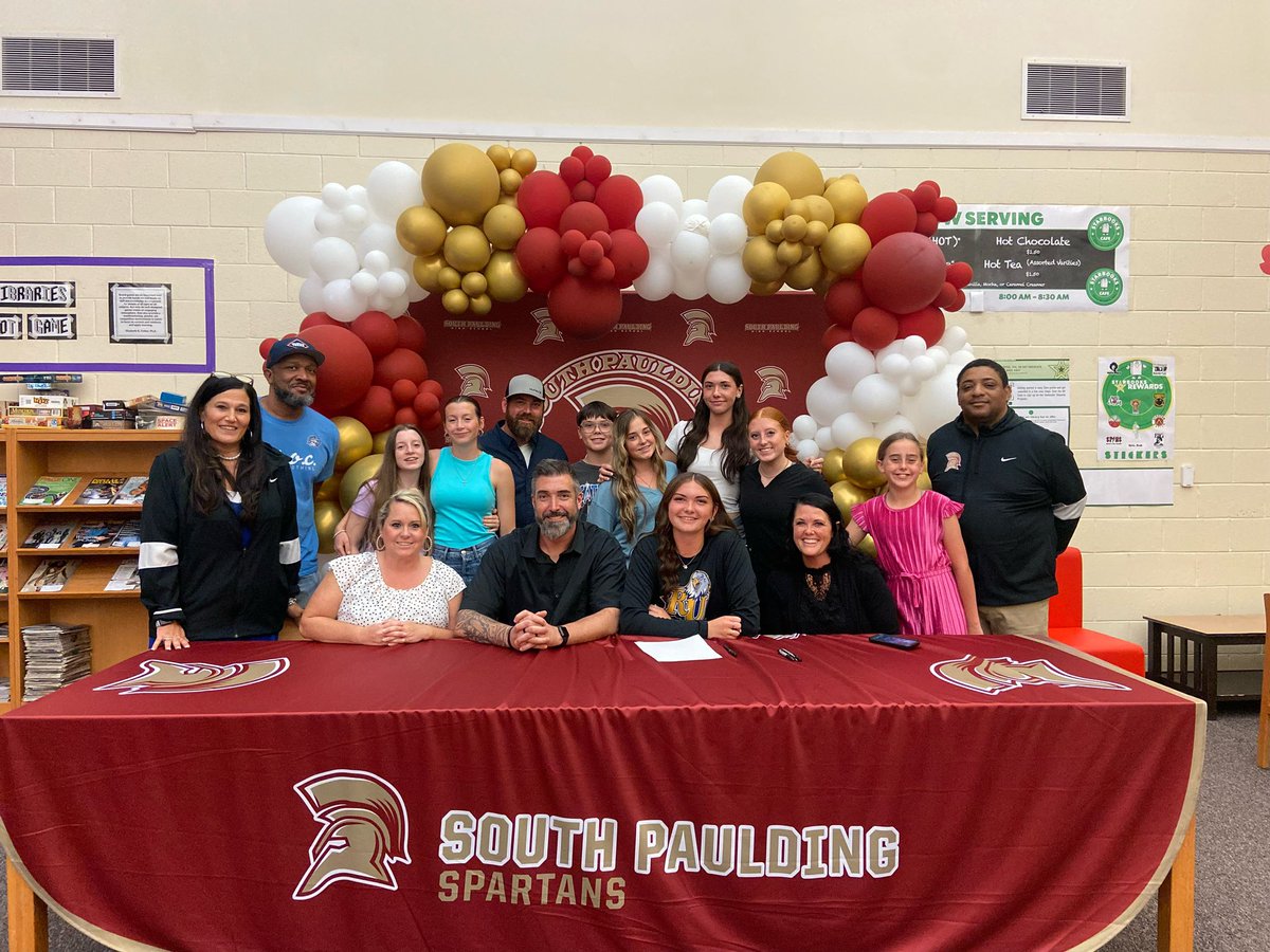 lana vandyke tweet media