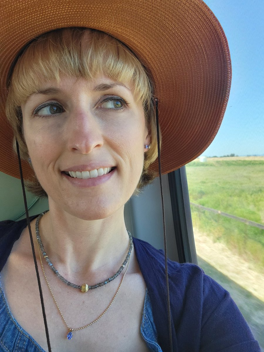 On the Smart Train - it has been busy!! #train #sonomacounty #selfie