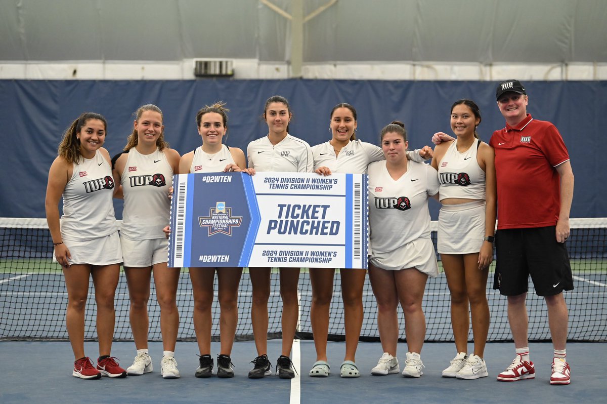 Ticket punched 🎟️ 

IUP is heading back to the NCAA Round of 16 for the 11th time in program history and fourth straight year following a 4-2 win against Slippery Rock on Saturday at the Greensburg Racquet Club. #TalonsUp 

Box Score: iupathletics.com/boxscore.aspx?…