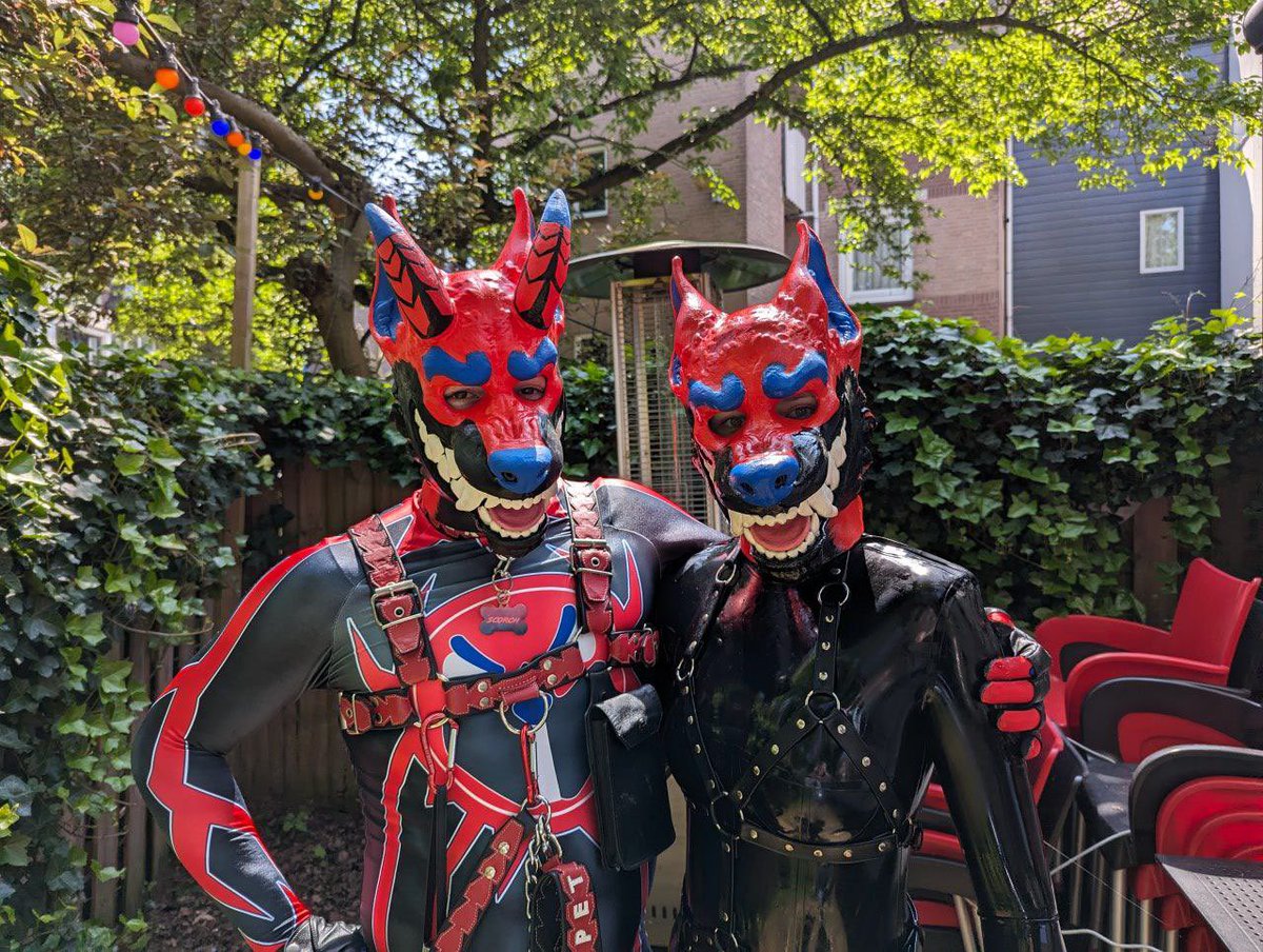 Blaze_The_Dog's tweet photo. 2 demon doggos during @FetishSocialNMG !

@Saedis_  and I had fun making sure it was sinful 😈 https://t.co/SH8cvhUevn