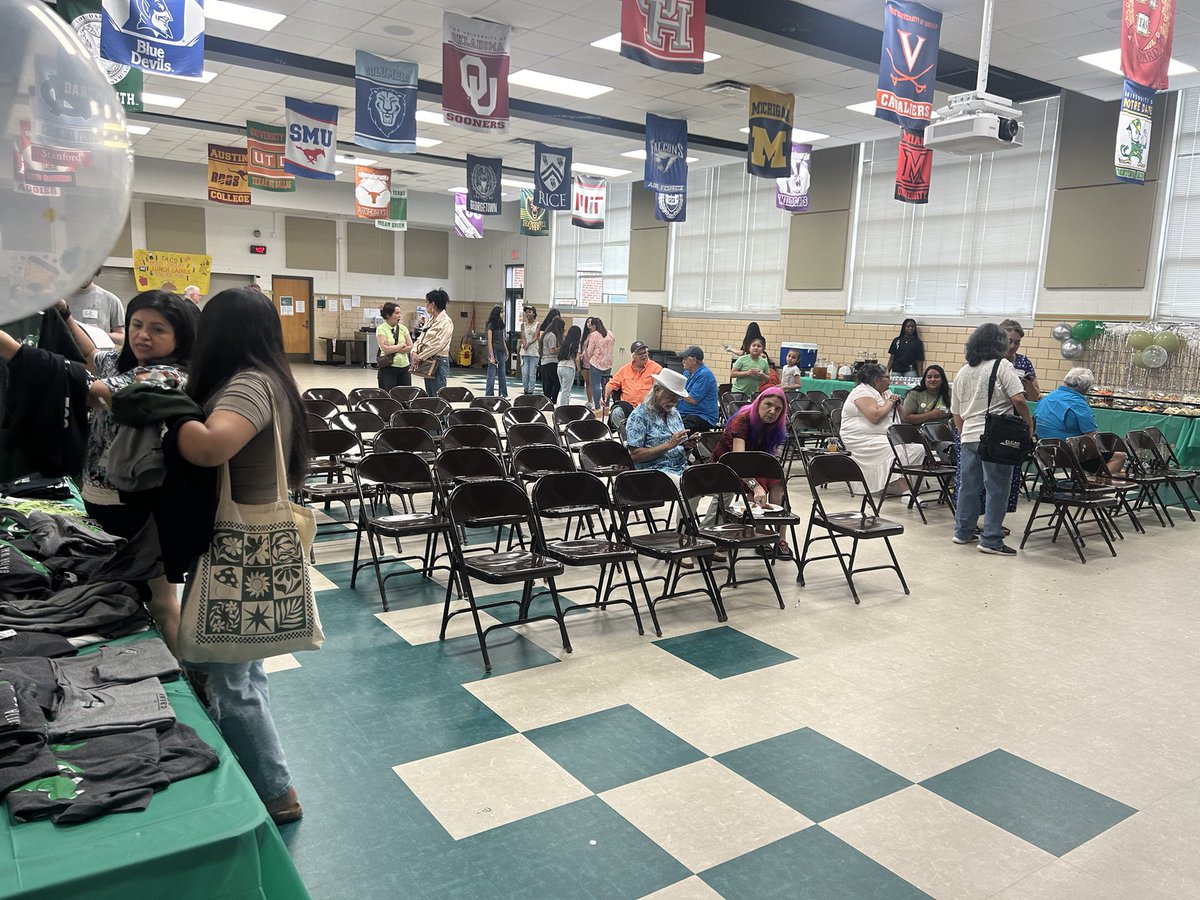 MikeEvansMnM's tweet image. Great turnout for our legacy event at Spring Valley. Thanks Brona and team for making it such special event.#WeAreOne