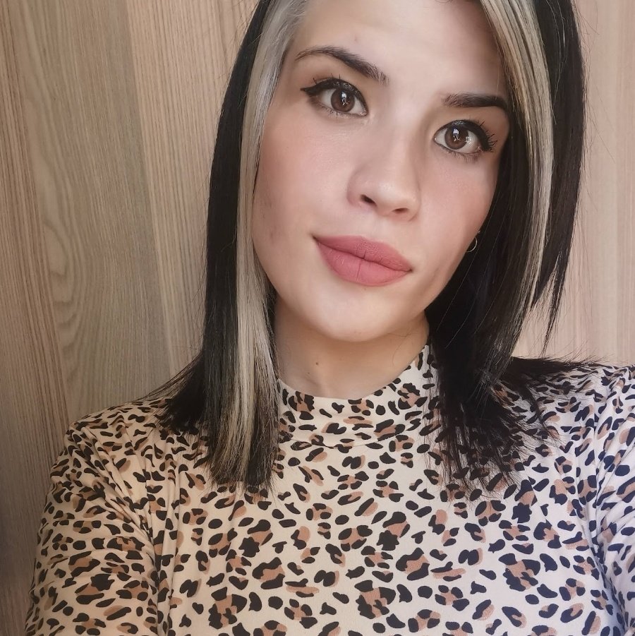 halzipoo's tweet image. #NewProfilePic