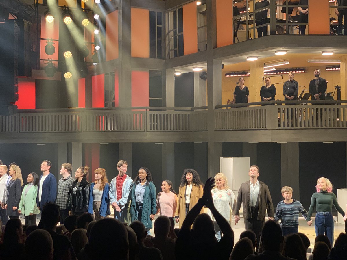 Just seen (for the fourth time, so far) @SkysEdgeMusical, a musical of many layers that keeps revealing new intricacies and depths and sheer exhilarating wonder. The storytelling is just exquisite, the music simply wonderful, the ensemble cast sublime. The best show in town!