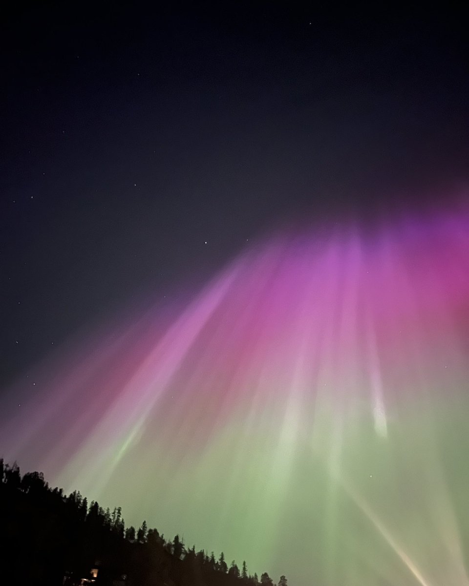 Nature’s own light show! Last night’s views of the aurora borealis from the Okanagan.