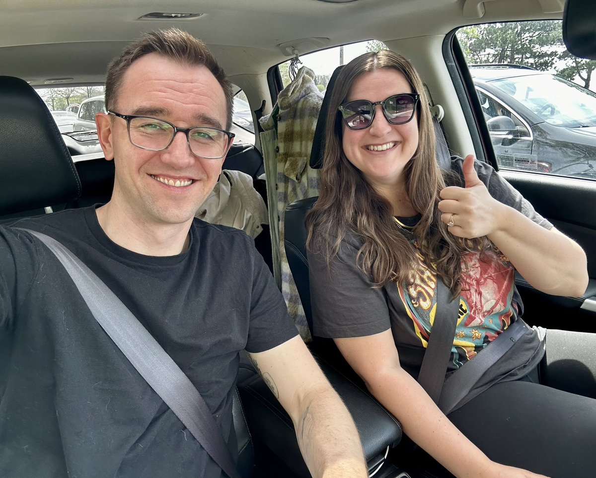 Is there any better feeling on a Saturday morning than hitting the road!? Bri and I are off to explore Ann Arbor and the surrounding area, including the likes of Dexter. If you’ve been to Ann Arbor before, feel free to let us know your favourite spots! @annarbor #annarbor