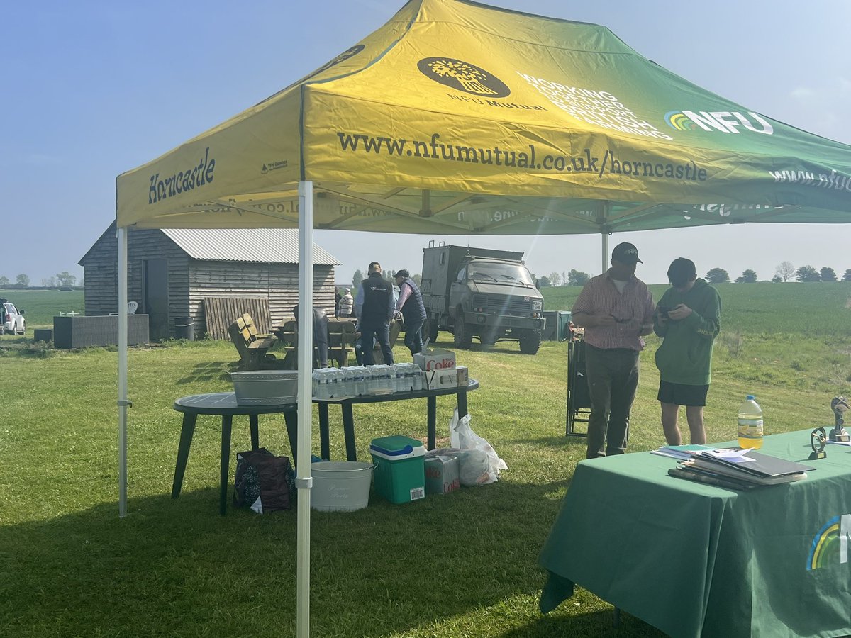 Really enjoyable day for #nfumidlands County Clay Shoot. Weather was fantastic 😎great to have out chosen charities with us @Lincsruralhelp @LNAACT and LIVES