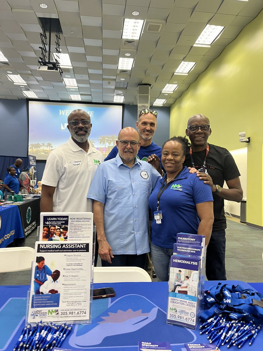 Here with our fearless leader, @SuptDotres, at the 2024 Parent Choice Expo. Come and join us and learn about all the wonderful programs our schools have to offer. #MDCPSYourBestChoice #NorthMiamiAdult