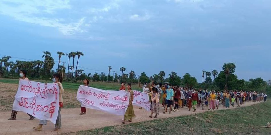 An anti-coup revolutionary protest somewhere in Sagaing region. #2024May11Coup #AgainstConscriptionLaw #WhatsHappeningInMyanmar