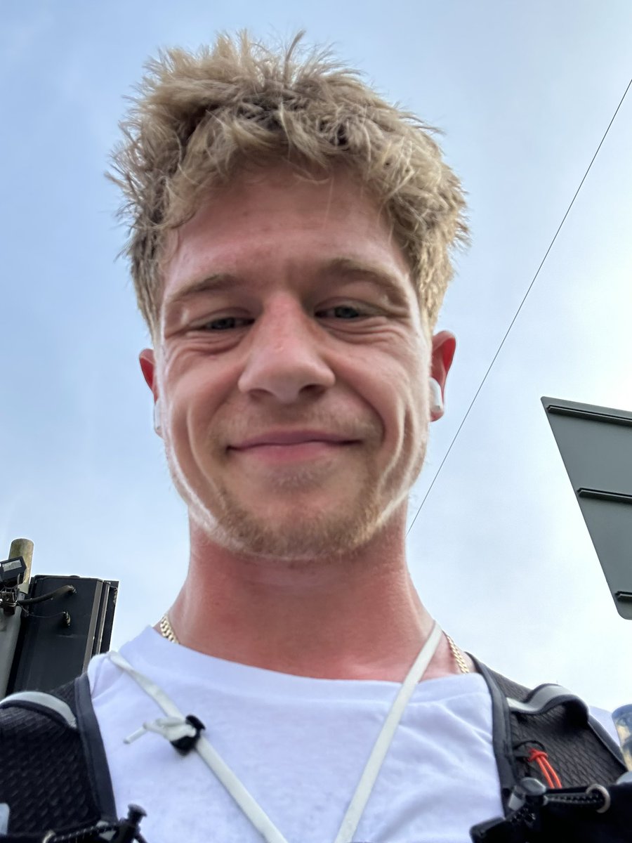 9 miles left for me to do today so while I’m finishing that up, go blow up the new video for me❤️