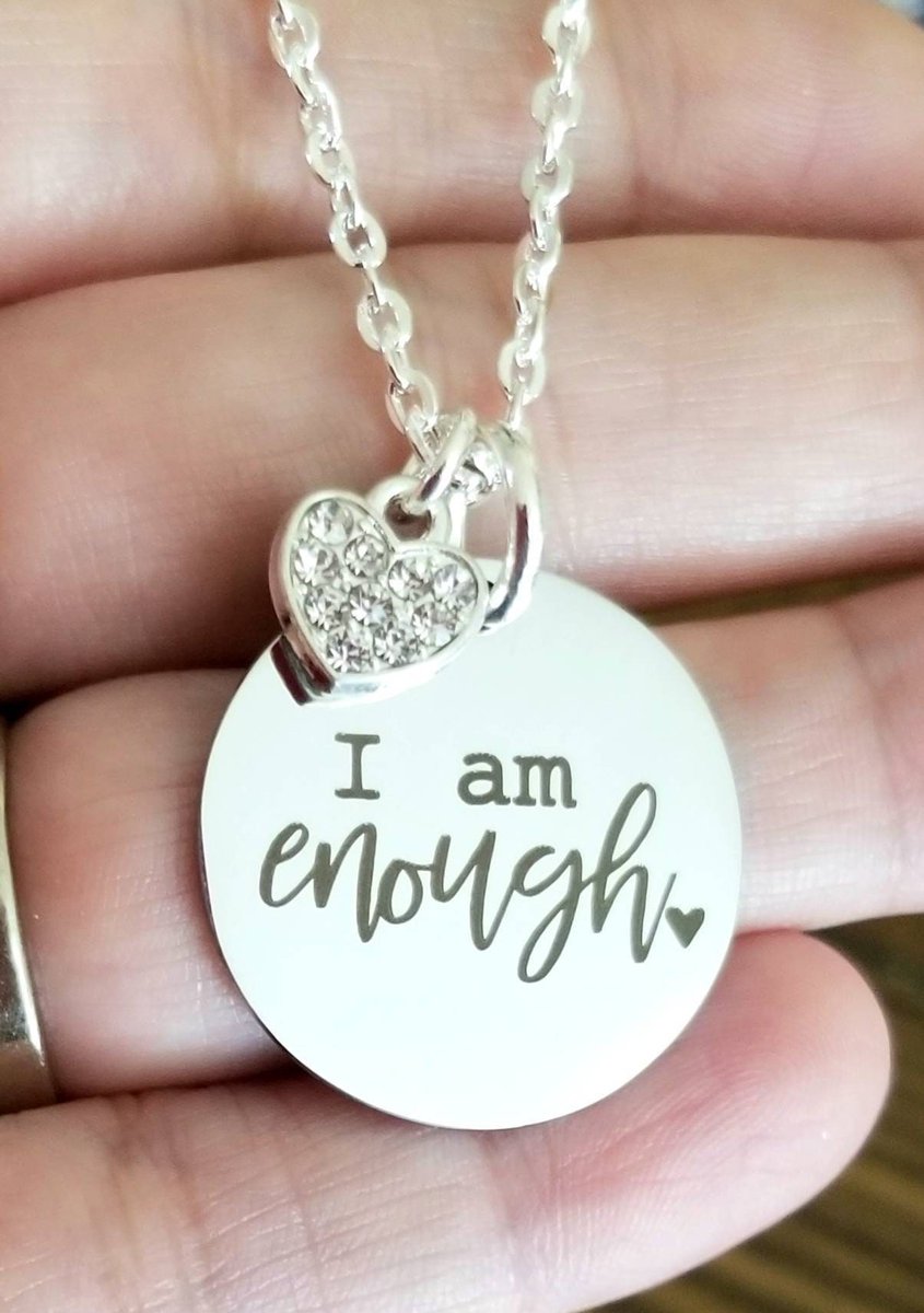 I am enough Inspirational Necklace 

#jewelry #necklace #necklaces #handmade #handmadejewelry #handmadegift #giftsforher #giftideas #gifts #mothersday #mothersdaygifts #graduationgift #etsy #iamenough #inspirational 

simplychicbyangela.etsy.com/listing/110627…