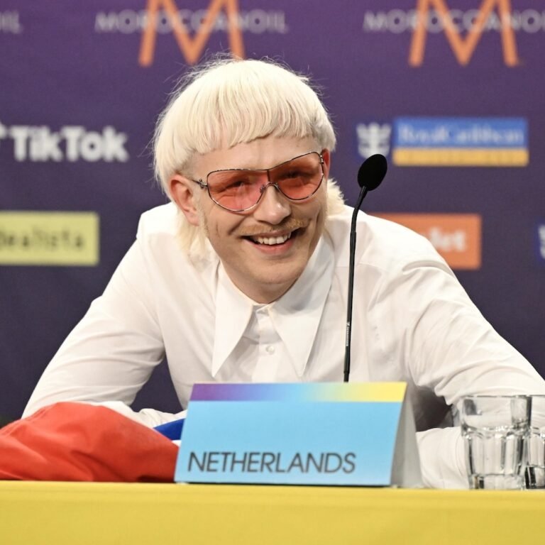 eurovision_br's tweet image. ⚠️ EXPULSO ⚠️

Após supostas denúncias da suposta fotógrafa que supostamente levou um empurrão de Joost ao ser filmado sem sua autorização enquanto ia para a Green Room

Joost Klein 🇳🇱 foi expulso da Grande Final da Eurovision Song Contest 2024

#Eurovision2024 #PaisesBaixos