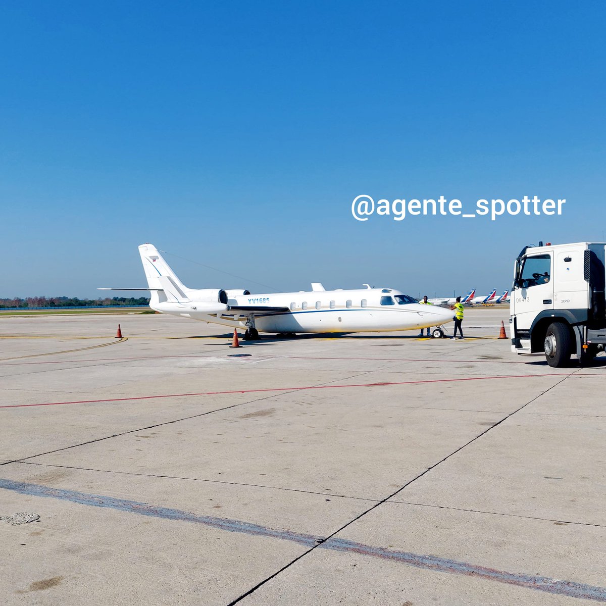 YV1685 | Jet privado del régimen de #Venezuela 
1981 Israel Aircraft Industries 
IAI-1124A Westwind II

Tristemente, a veces que no se sabe del movimiento de las naves en tiempo real. Narcos ocultos.

En #JoseMartí #Habana el 21 de Abril de 2024
#Now #ADSB #cuavion #Cuba #11May