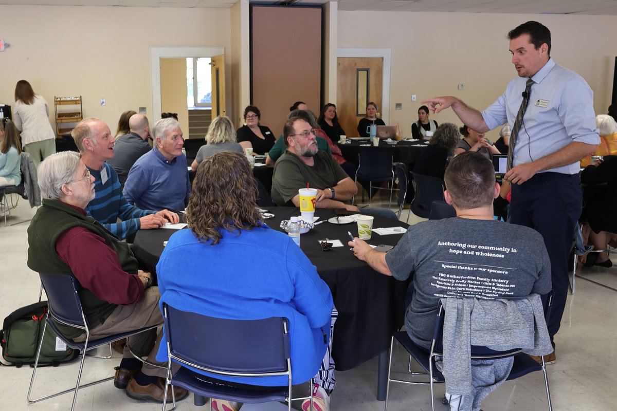 #NCED #NCCAP #dogwoodfoundation #traumainformedtraining #westernNC #afterschool #outofschooltime @theNCForum @DogwoodWNC 

Brian Randall (our Western NC Program Manager) led an engaging session at the WNC After 3pm Collaborative with @ncafterschool