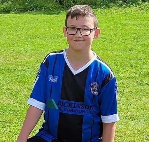 We love this piece by @ChronOnline about George, one of our amazing @OutwoodShafton students, who's been nominated for the Barnsley Young Champions Awards in the 'Conquer Over Adversity' category!  ⚽🤩

🖱️ow.ly/t47K50RzmjS

#OutwoodFamily 💜