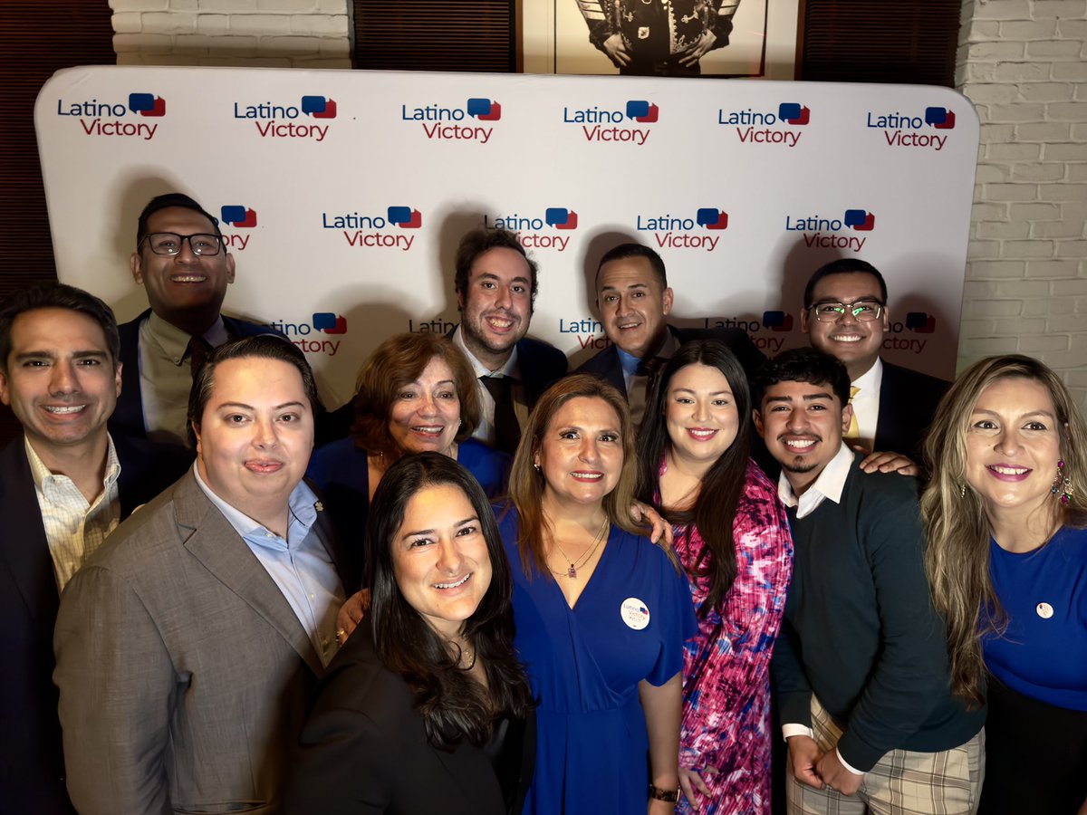 Feliz cumpleaños to @latinovictoryus! Great night celebrating 10 years of building Latino political power at this year’s Latino Talks. Proud to be part of the Latino Victory family as a former endorsed candidate and now through @JuntosPorVA building Latino representation.
