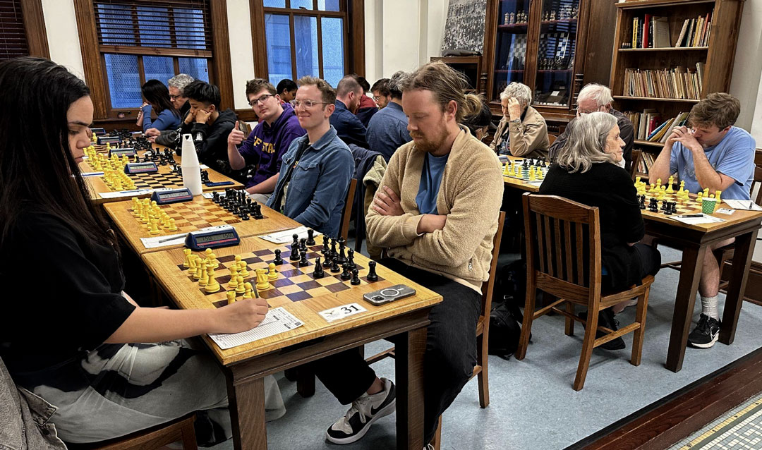 #1049 Chess Newsletter is out!

Recent Tournaments by FA, SrTD Scott Mason | Annotated Games from the TNM by IM Elliott Winslow | Celebrating Judy Viertel by Alex Robins| The Unknown Fischer by IM John Donaldson 

ow.ly/t7Us50RClie