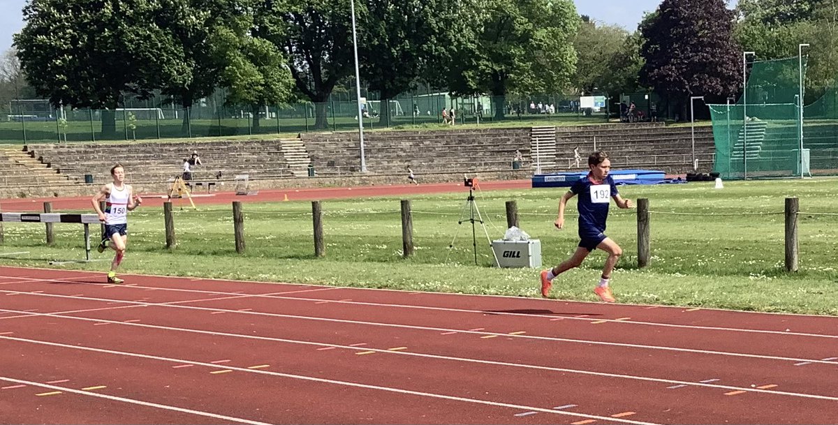 A long hot day for the athletes at the Somerset Championships. Some exciting races and great results.