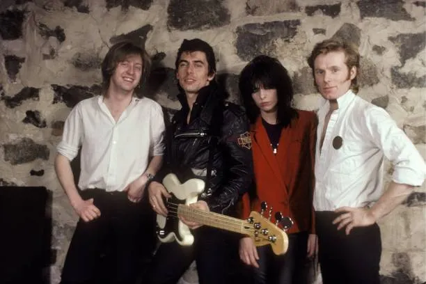 @TheExtremeMusi1 The original lineup. Best. Band. Ever.
Love the newer iterations as well. There are a couple of common denominators.
@ChrissieHynde @PretenderMC