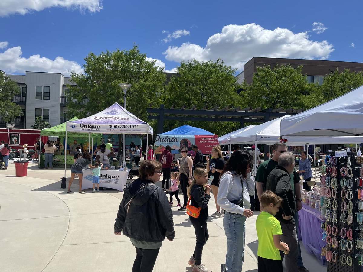 It’s a great day for Fiesta Lawrence 🪇‼️ Proud to share and take part in LT Excellence with @LawrenceSupt , LNHS Fam (@AlexWelchmommy), and my fellow PrinciPALS❗️Come out to the Lawerence Civic Center today! @LawrenceINcity