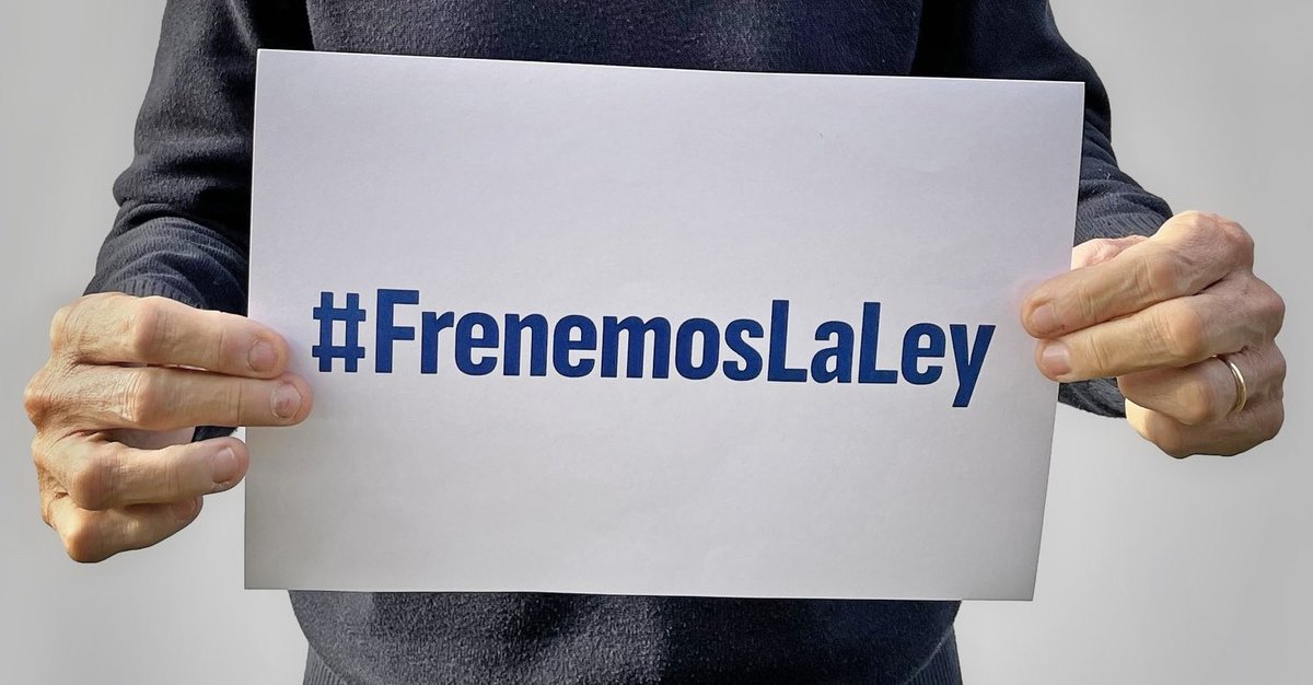 #ElPeorGobiernoDeLaHistoria 
#FrenemosLaLey
#NoALaLeyBases 
#Mendoza 
#Argentina