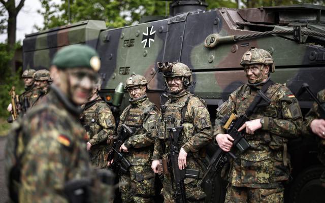 Germany may introduce conscription for all 18-year-olds.

Follow: @AFpost