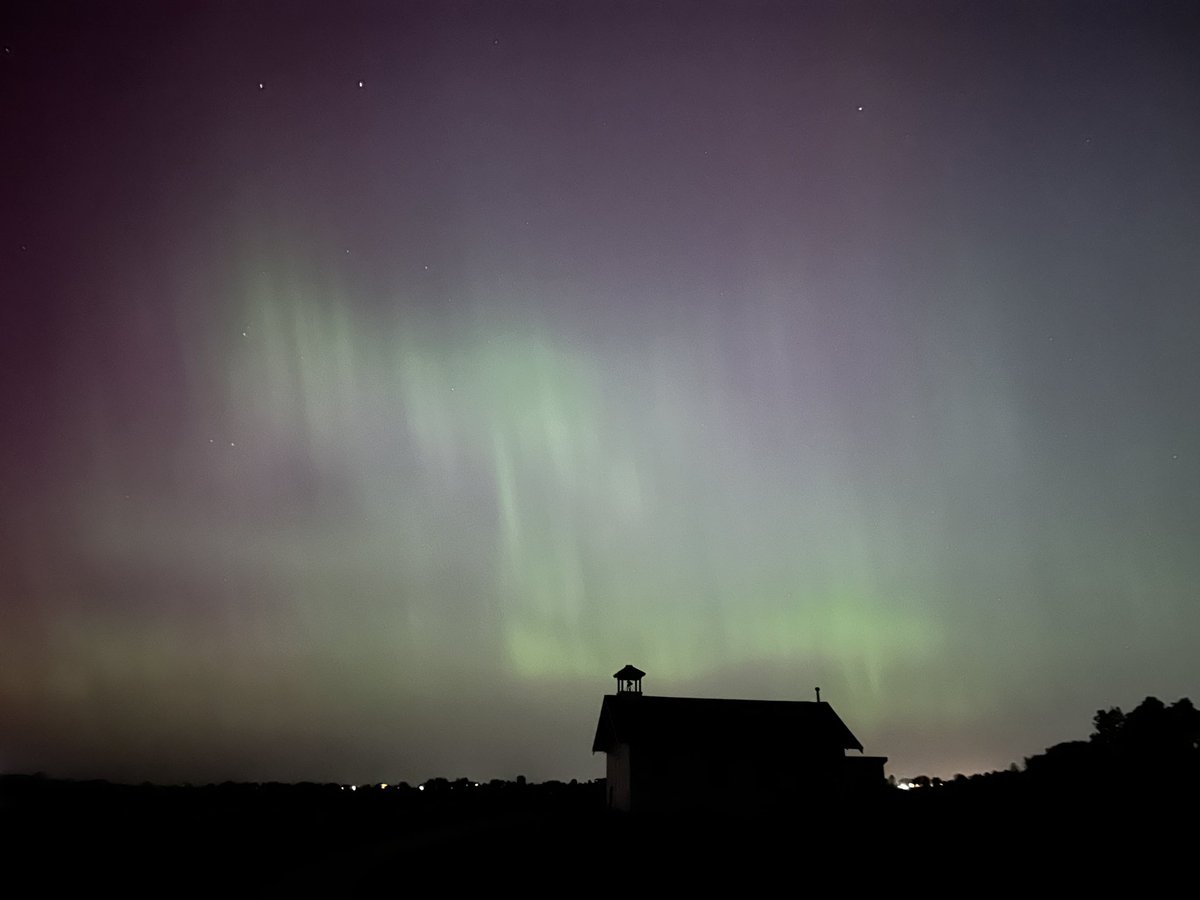 Pioneers Park under the Auroras