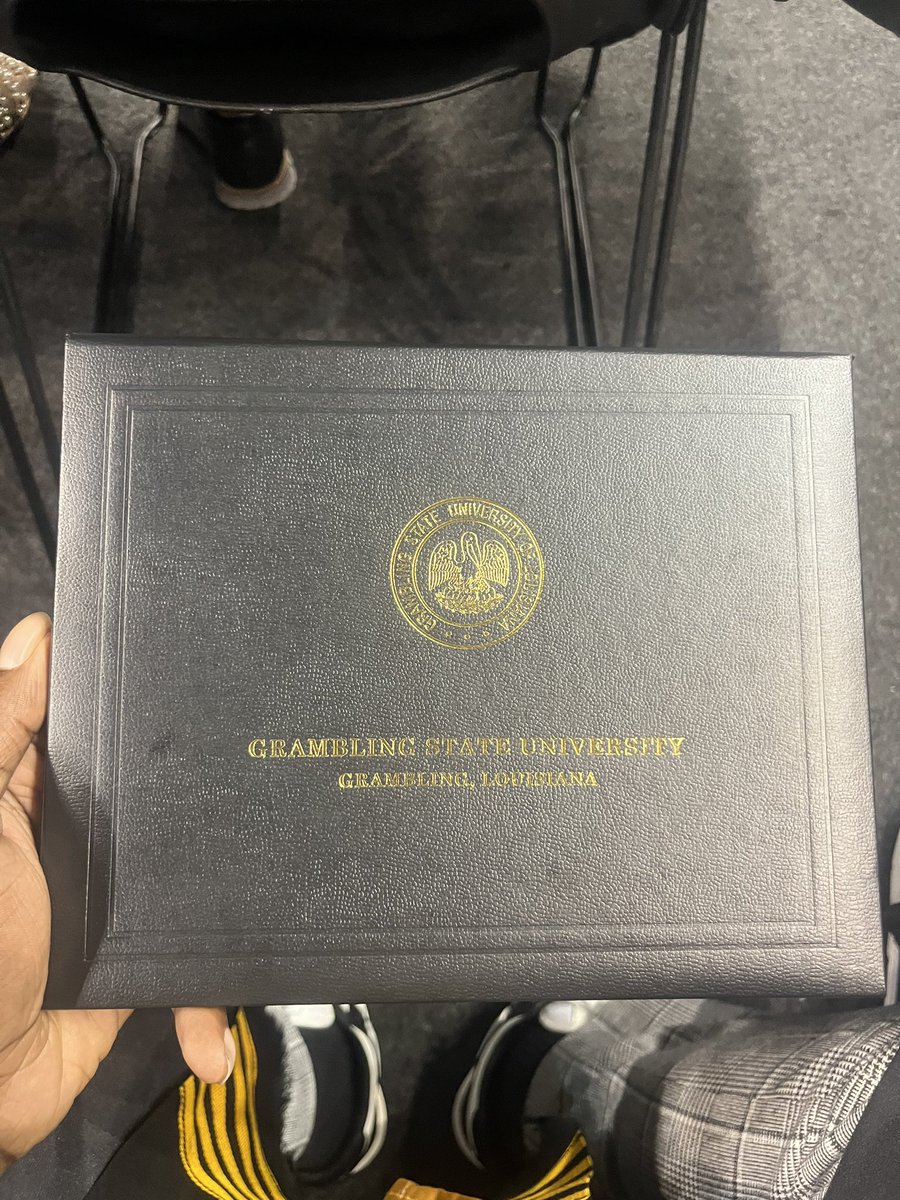 where i’m from we don’t suppose to make it this far.. thank you dear ole grambling for an amazing 4.5 years.. to everyone who supported me thru this journey.. thank you ❤️❤️ this wouldn’t be possible without you!