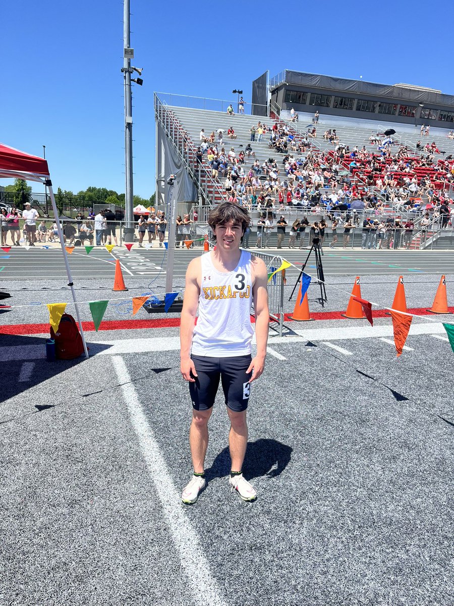 Easton earns 3rd in a tight 100 meters dipping under 11 again. Gets the sprints squad on the board. See you next week.