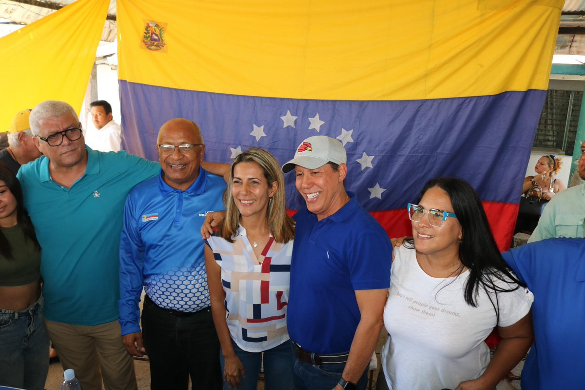 𝐔𝐍𝐈𝐃𝐎𝐒 por el cambio de gobierno que reclama Venezuela 🇻🇪 Hoy desde 📍Cabudare, en Asamblea de Guardianes del Voto con nuestra gente y los factores democráticos de la UNIDAD en #Lara #11May