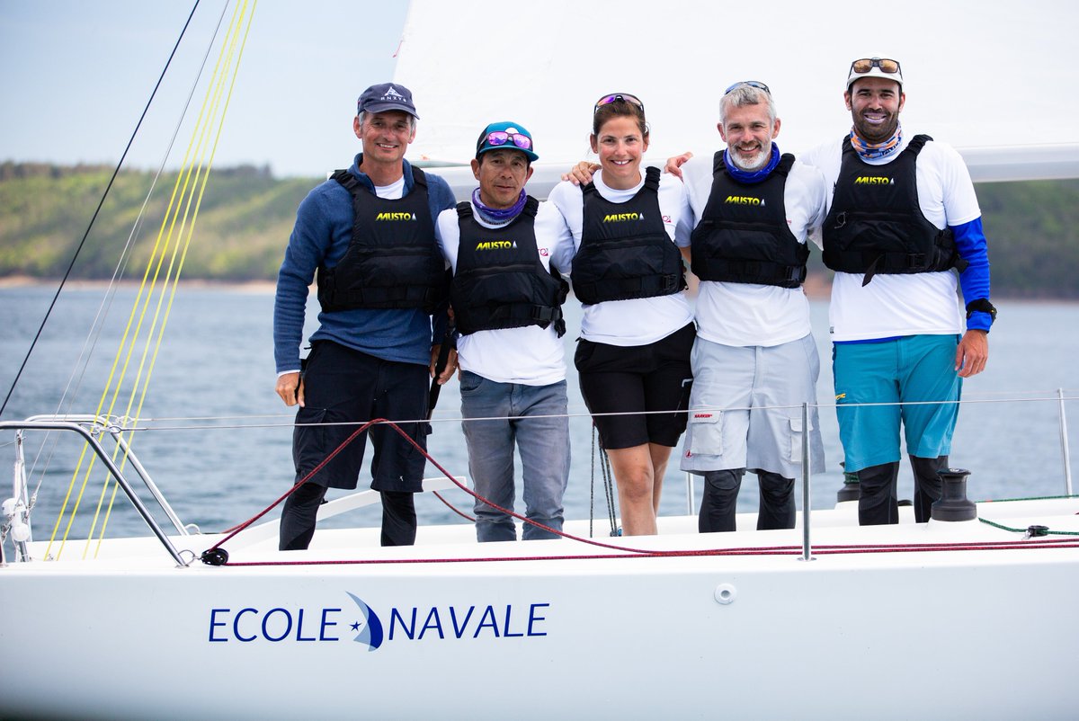 Grand Prix de l‘Ecole Navale : les champions de France 2024 sont… letelegramme.fr/sports/voile/g… via <a href="/LeTelegramme/">Le Télégramme</a> <a href="/GPEN_/">Grand Prix Ecole Navale</a> <a href="/FFVoile/">FFVoile</a> 
Photos Manon Le Guen et Pierrick Contin