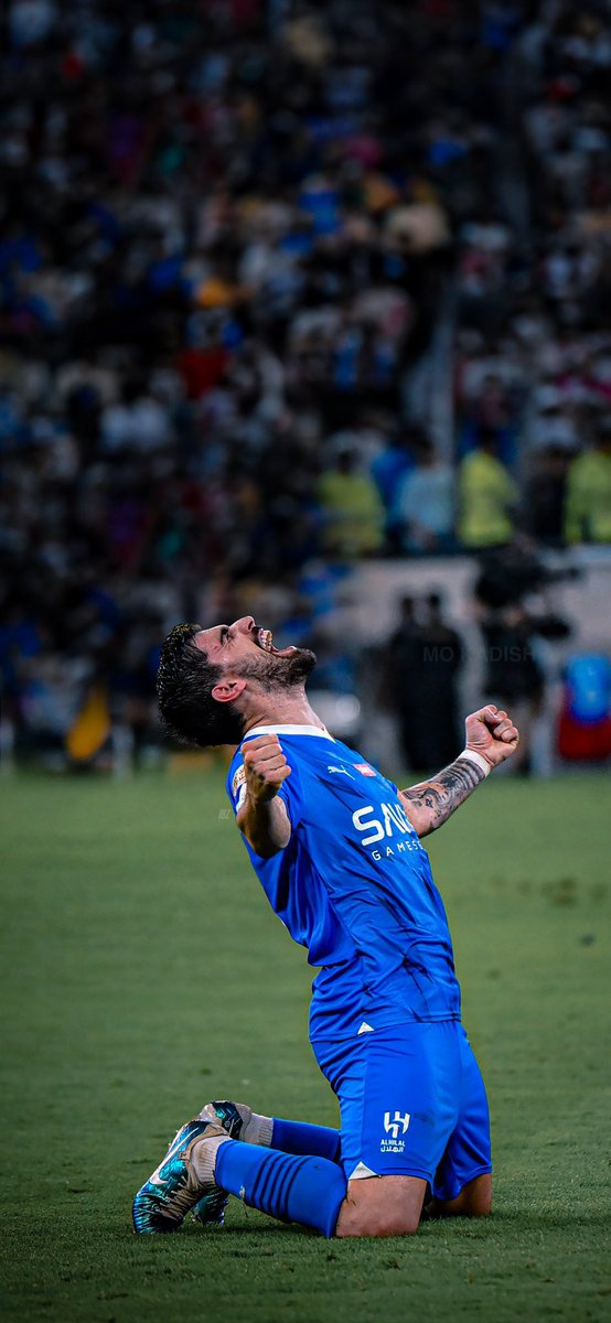 بطل  #الدوري_الاقوي_في_التاريخ يمسي عليكم 😎💙💙💙🏆